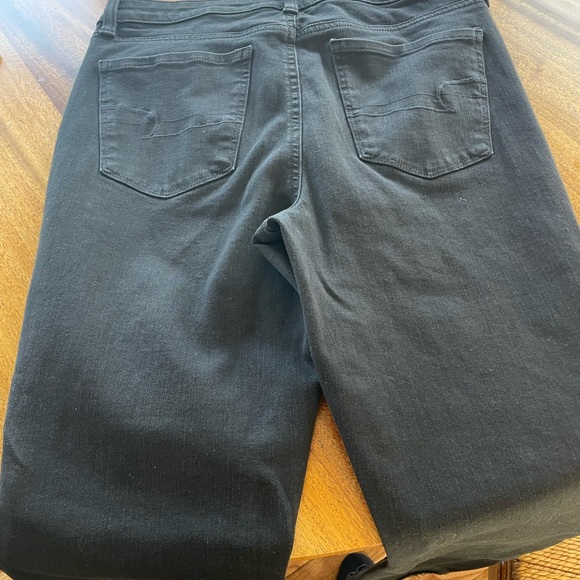 American eagle next level stretch jeans. - Picture 10 of 11